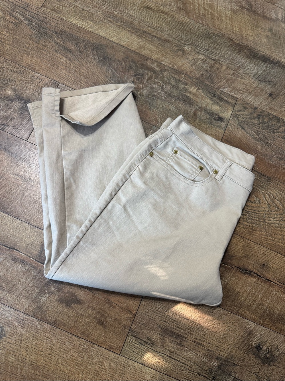 Jaclyn Smith High Rise Capri Pants Womens 14 Beige Khaki Jean-Style Stretch - Picture 6 of 12
